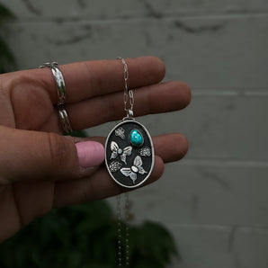 FLUTTERING FIELDS PENDANT