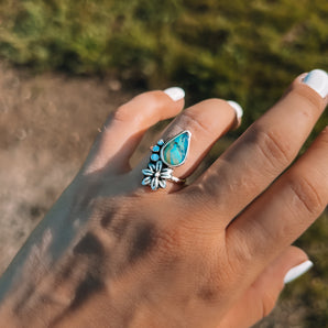 BLOSSOM RING (size 6)