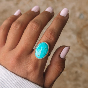 Daisy Banded Ring size 8