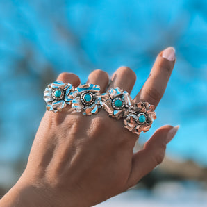 BLOOM & WANDER RING