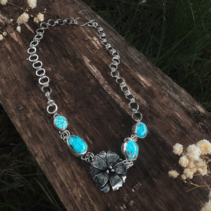 CORA NECKLACE