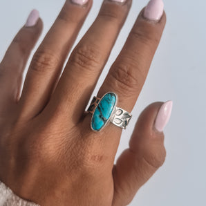 Bloomveil Ring (size 8.5)