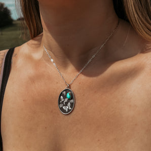 FLUTTERING FIELDS PENDANT