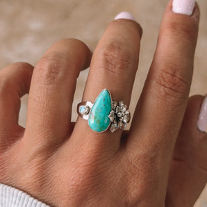 Floral Moonstone Ring