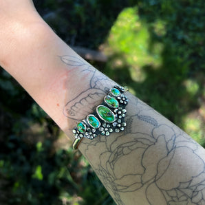 BLOOMING CUFF