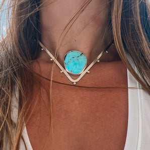 Iron Veil Neck Cuff