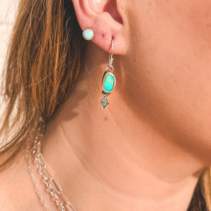 PURTIY DANGLES no.2