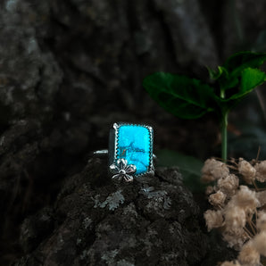 SIERRA BELLA FLOWER RING