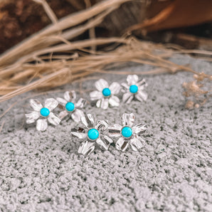 FLORA STUDS