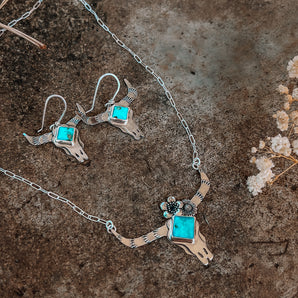 DOLLY EARRINGS