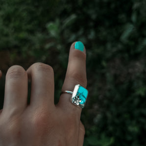 SIERRA BELLA FLOWER RING