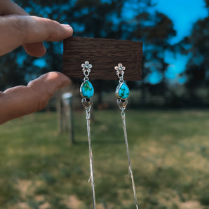 LUNA DANGLES