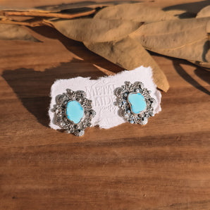 Ornate Golden Slices