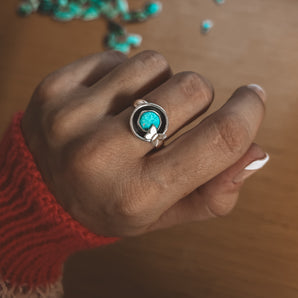 BUTTERFLY ADJUSTABLE RING